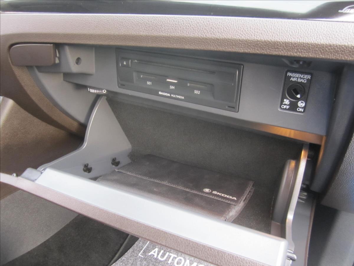 Škoda Superb Liftback 2,0 l 200 kw