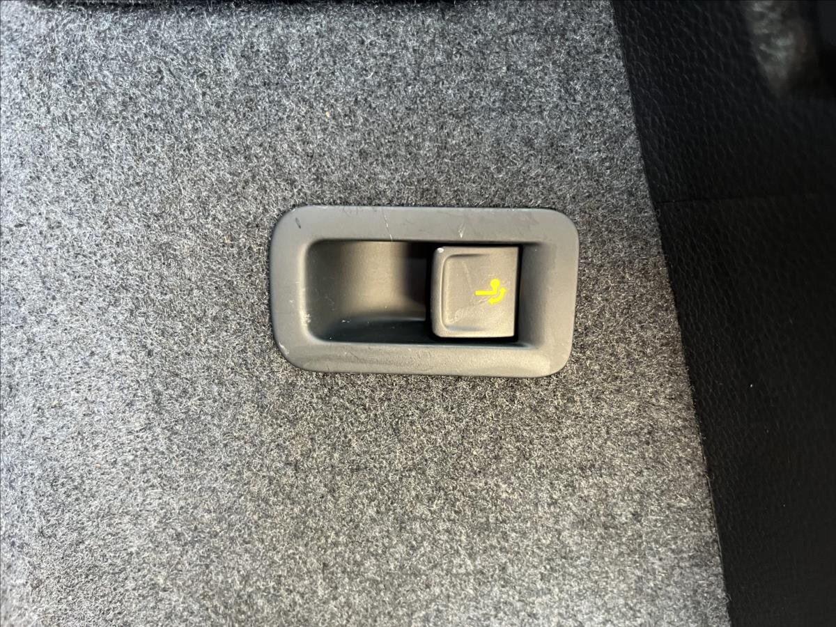 Škoda Karoq SUV 2,0 l 110 kw