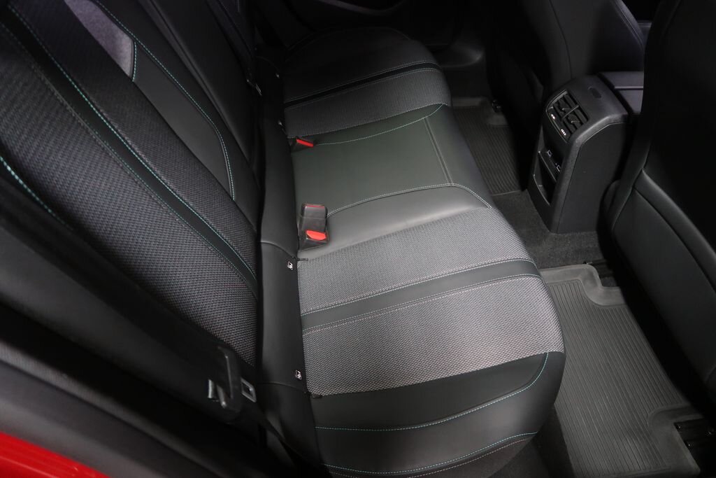 Peugeot 308 Hatchback 1,2 l 96 kw