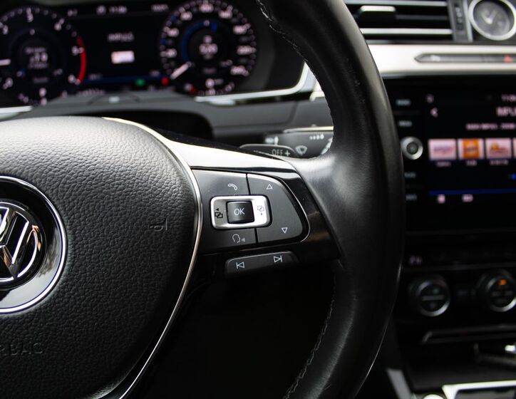 Volkswagen Passat 12