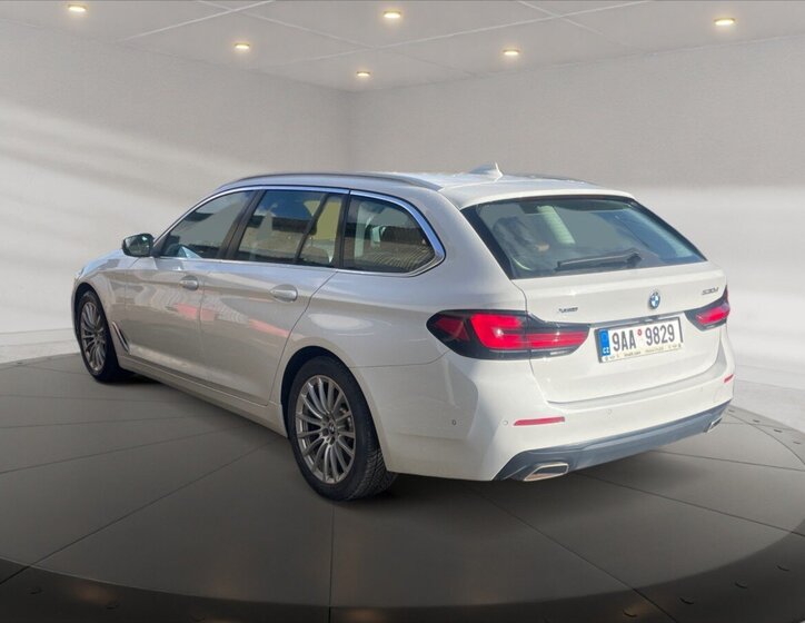 BMW Řada 5 Kombi 3,0 l 210 kw