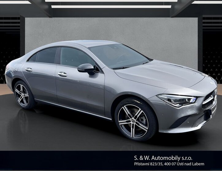 Mercedes-Benz CLA Sedan / Limuzína 1,3 l 118 kw