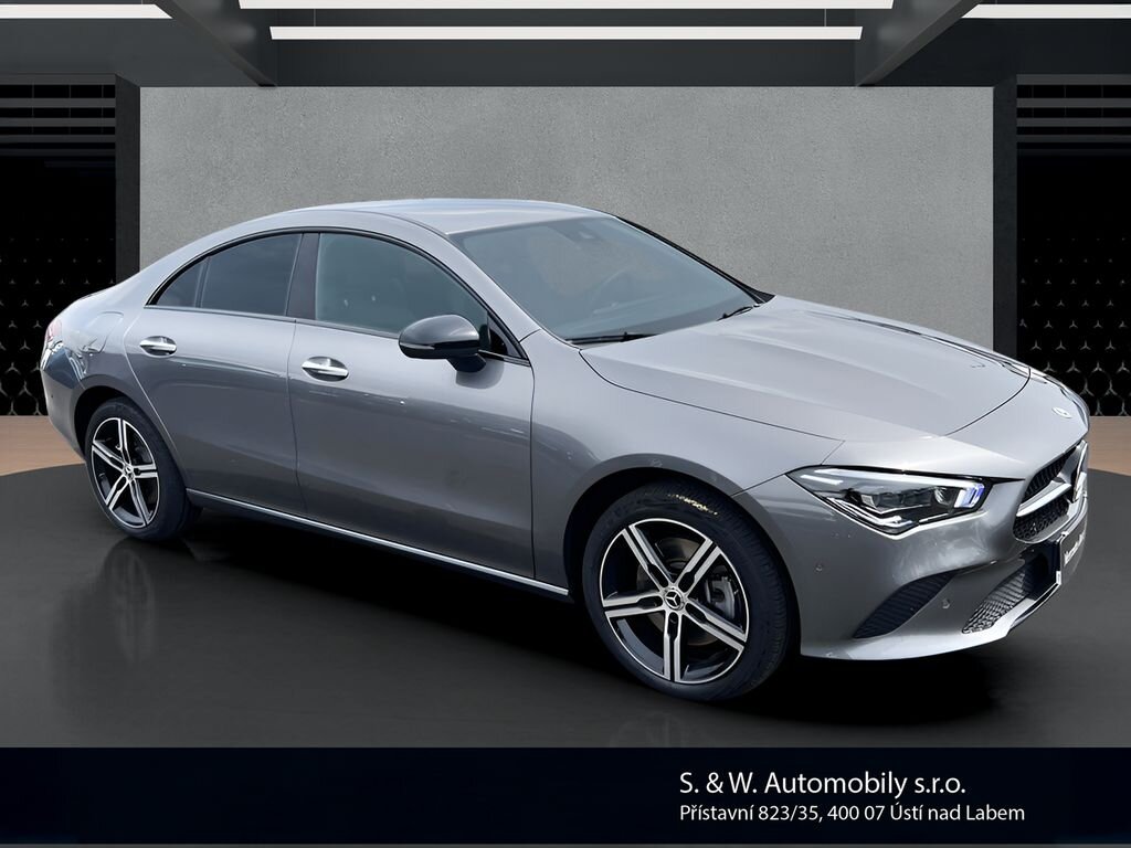 Mercedes-Benz CLA Sedan / Limuzína 1,3 l 118 kw