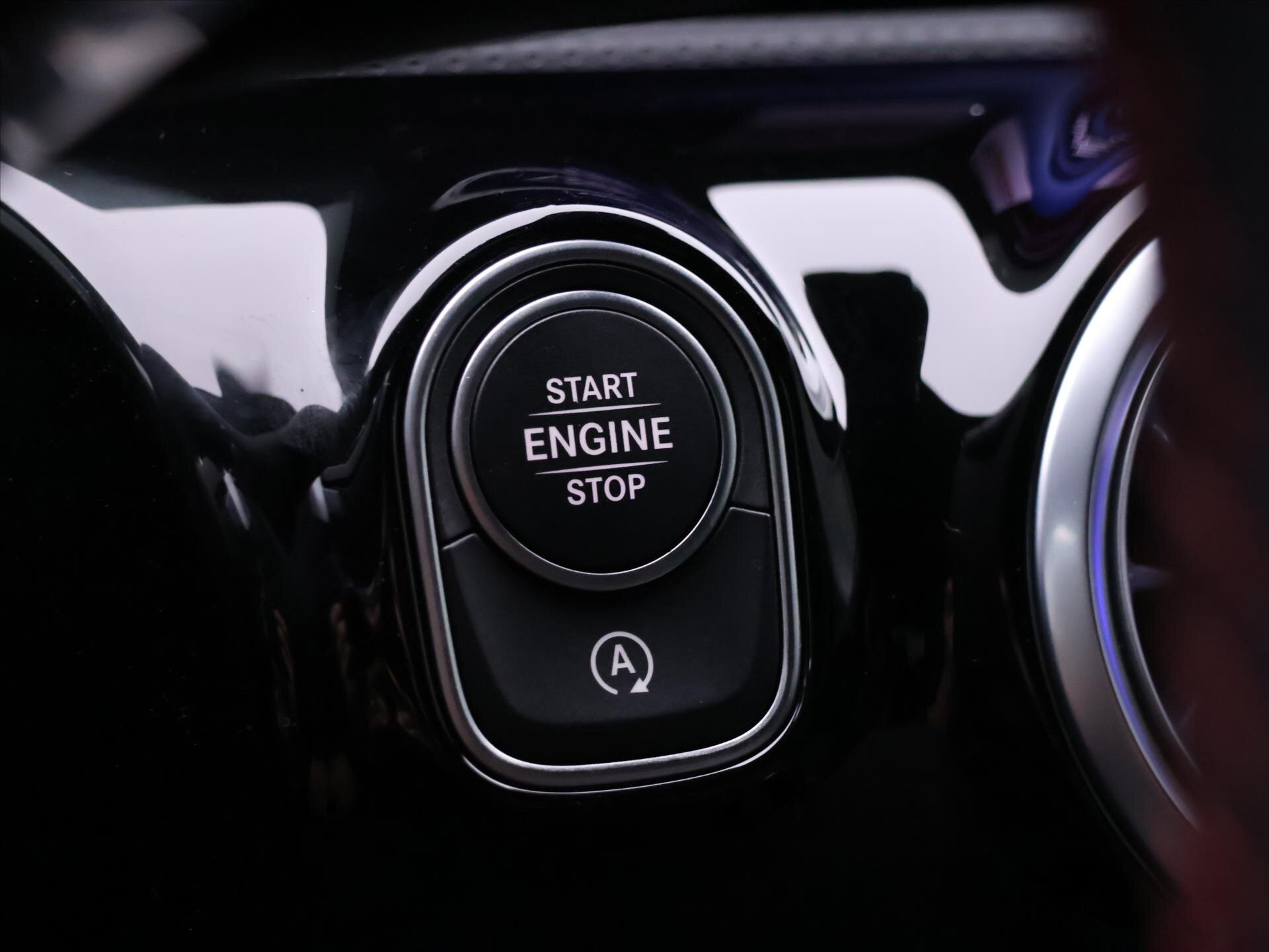 Mercedes-Benz CLA Kupé 1,3 l 120 kw