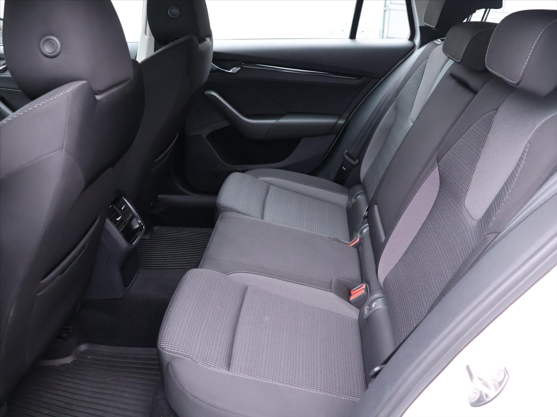 Škoda Octavia Kombi 999,0 81 kw