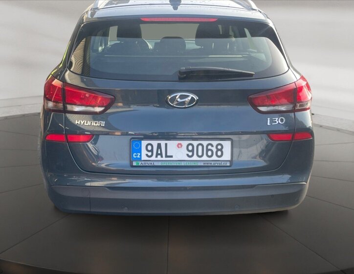 Hyundai i30 Kombi 998,0 88 kw