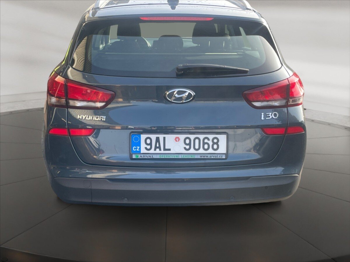 Hyundai i30 Kombi 998,0 88 kw