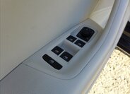 Volkswagen Passat Kombi 1,6 l 88 kw