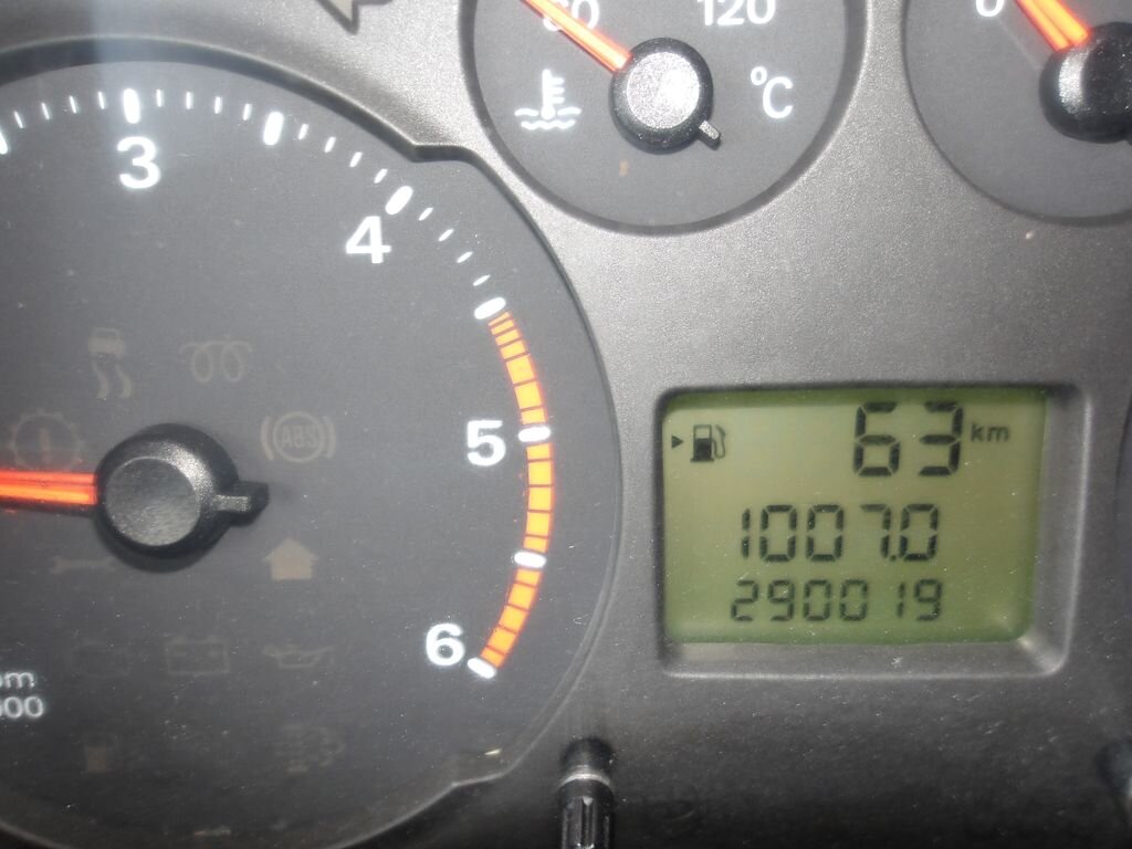 Ford Transit Skříň 2,2 l 74 kw