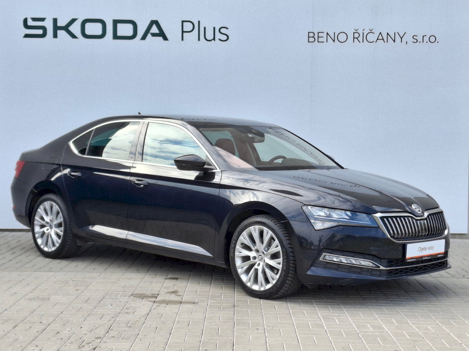 Škoda Superb Sedan / Limuzína 2,0 l 110 kw