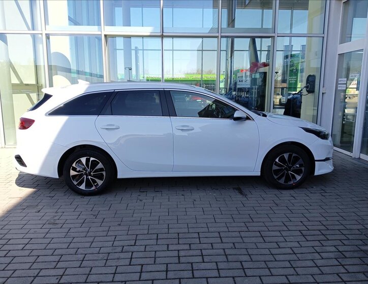KIA Ceed 5
