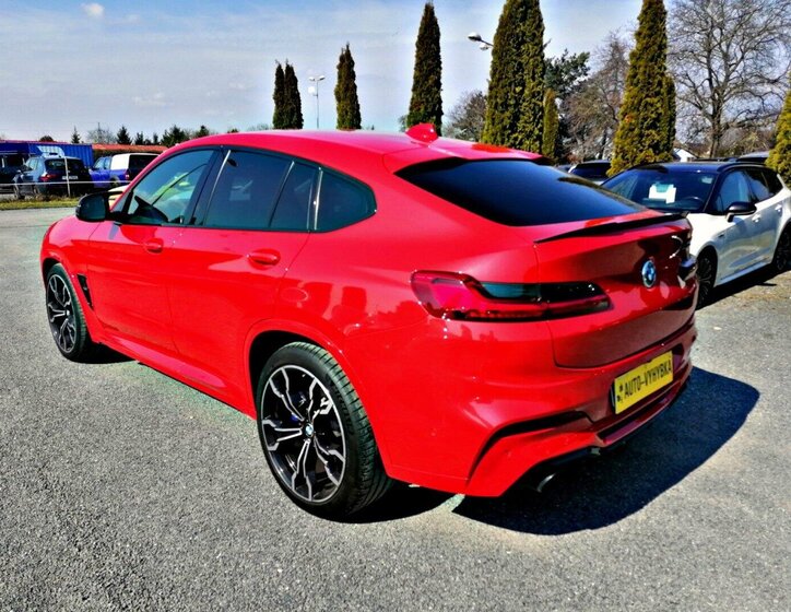 BMW X4 SUV / Terénní 3,0 l 375 kw