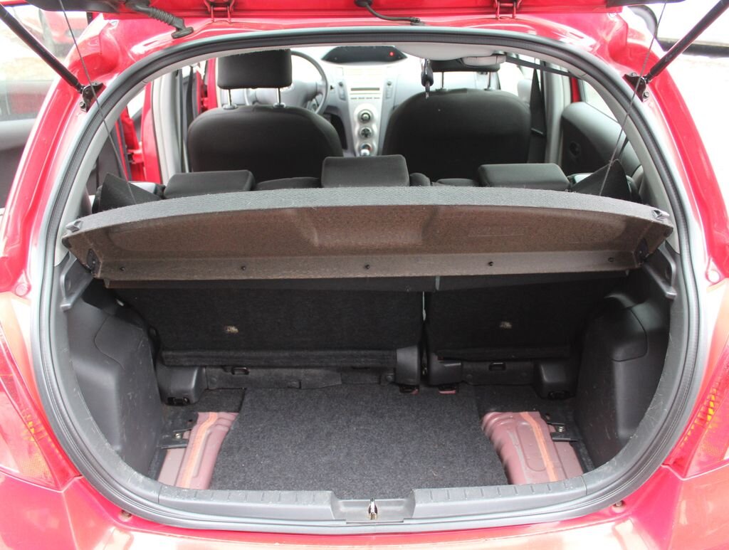 Toyota Yaris Hatchback 998,0 51 kw