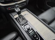 Volvo XC60 SUV / Terénní 2,0 l 177 kw