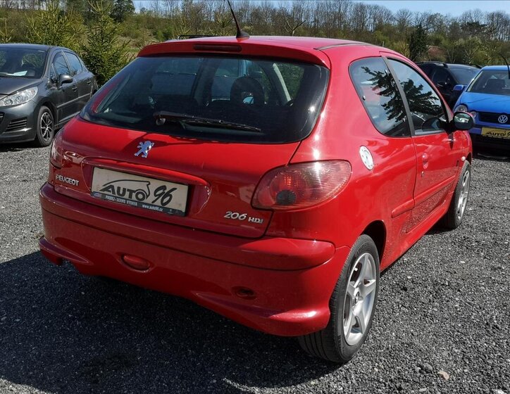 Peugeot 206 Hatchback 1,4 l 50 kw
