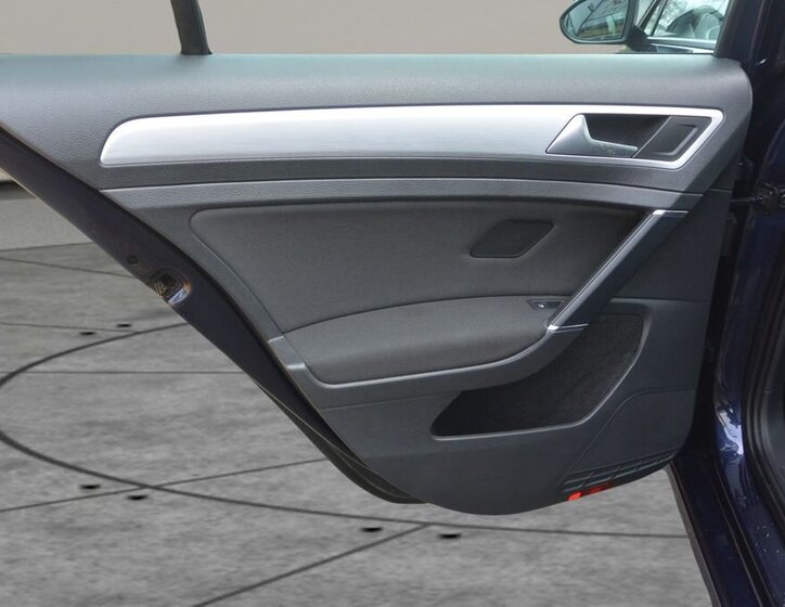 Volkswagen Golf Kombi 2,0 l 110 kw