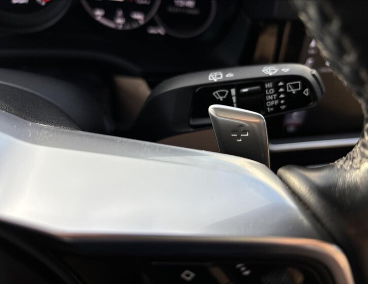 Porsche Cayenne SUV / Terénní 3,0 l 250 kw