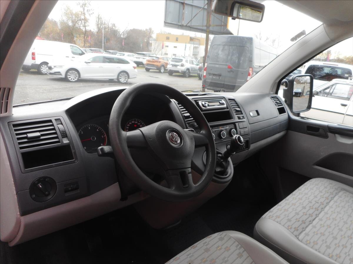Volkswagen Transporter Valník 2,0 l 103 kw