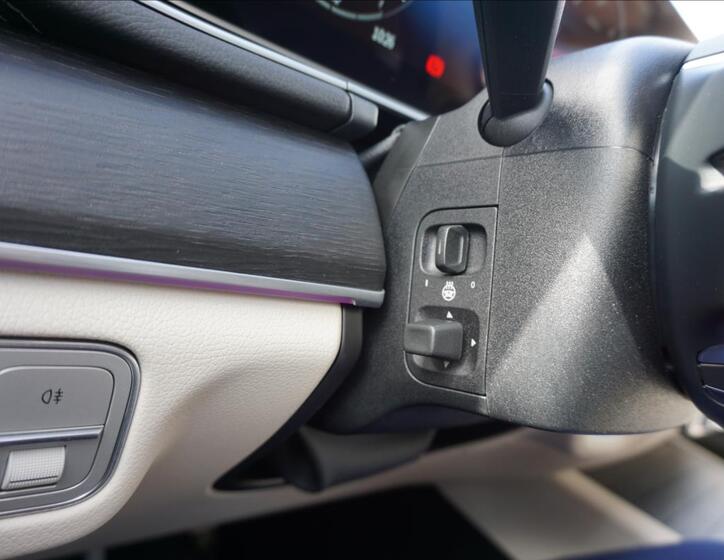 Mercedes-Benz GLS 28