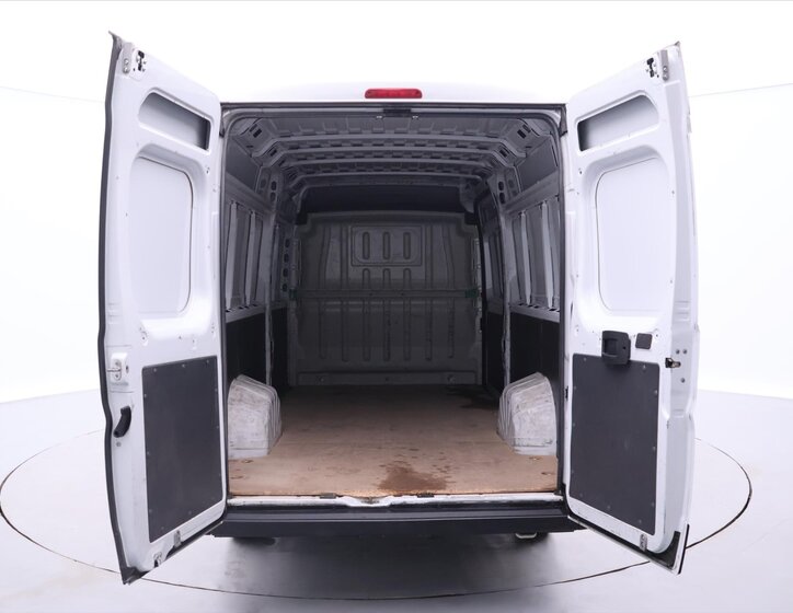Peugeot Boxer Ostatní 2,2 l 103 kw