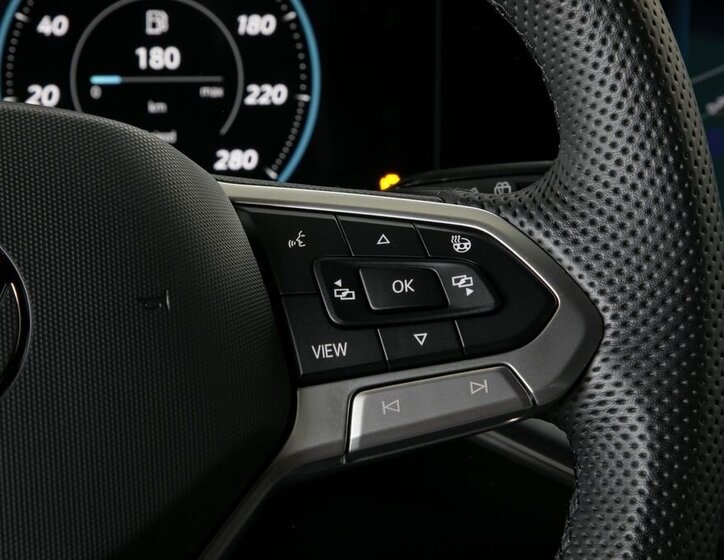 Volkswagen Touareg SUV / Terénní 3,0 l 210 kw