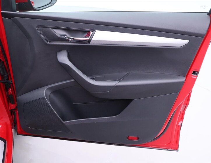 Škoda Karoq SUV / Terénní 2,0 l 85 kw