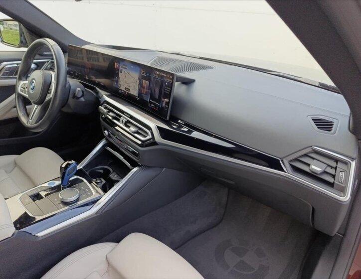 BMW i4 Sedan 0,0 400 kw