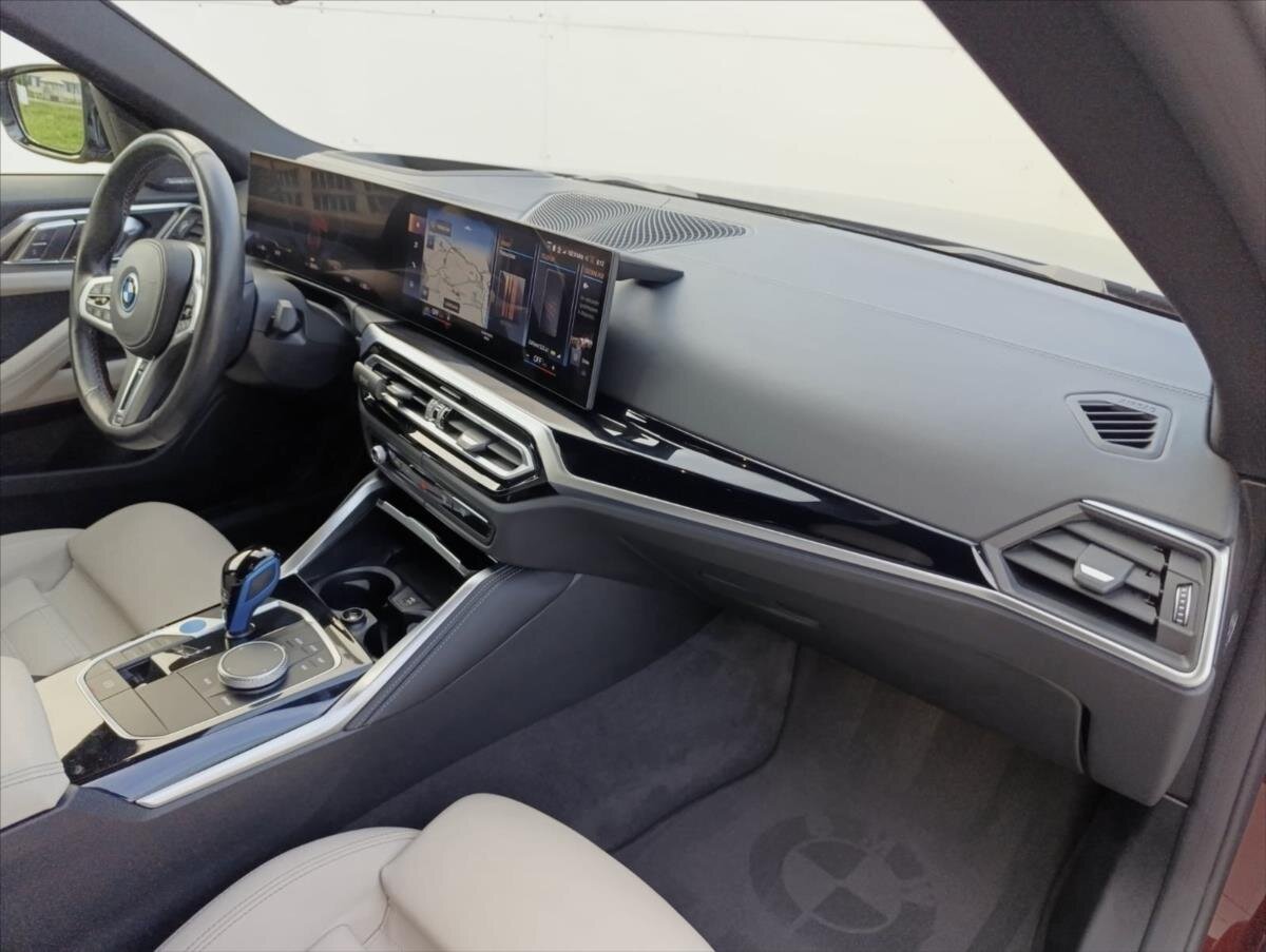 BMW i4 Sedan 0,0 400 kw