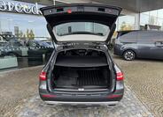 Mercedes-Benz Třídy E 25