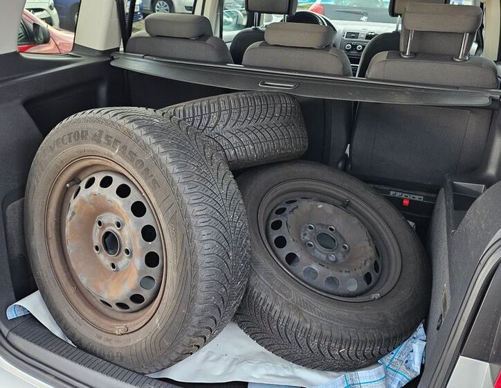 Volkswagen Touran 20