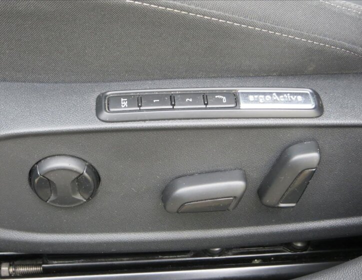 Volkswagen Golf Kombi 1,5 l 110 kw