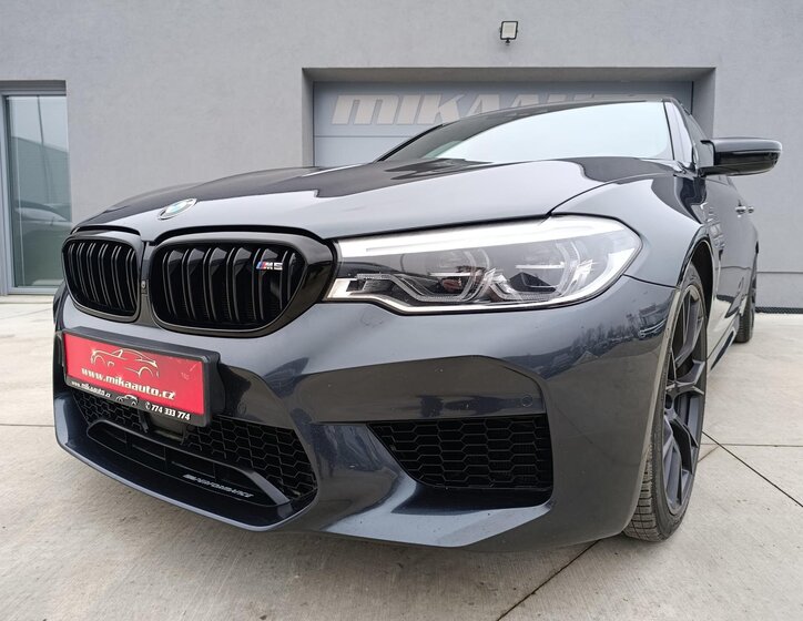 BMW M5 Sedan 4,4 l 460 kw