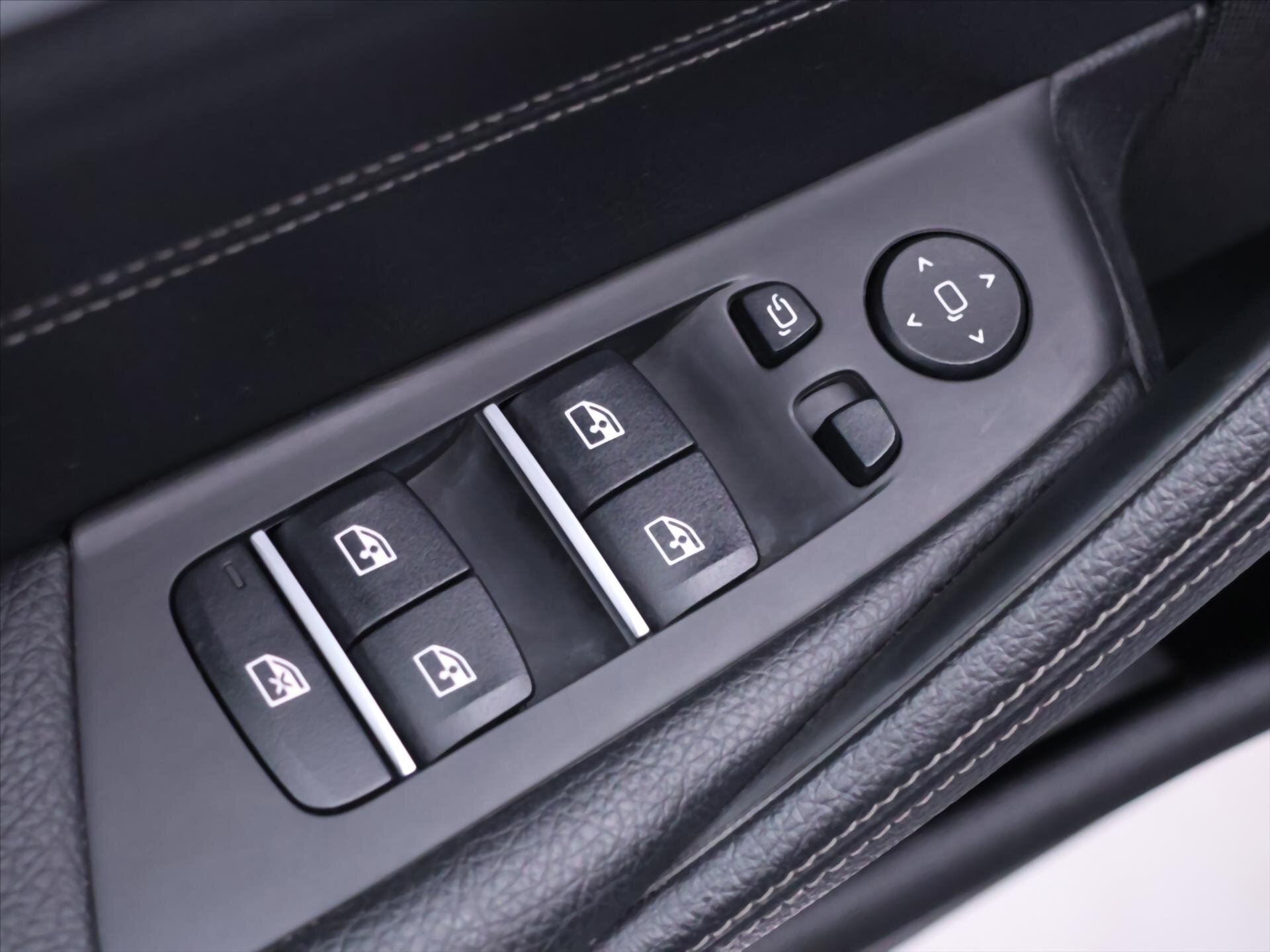 BMW Řada 5 Kombi 2,0 l 140 kw