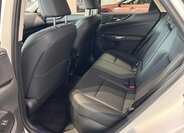 Lexus NX 350h SUV / Terénní 2,5 l 146 kw