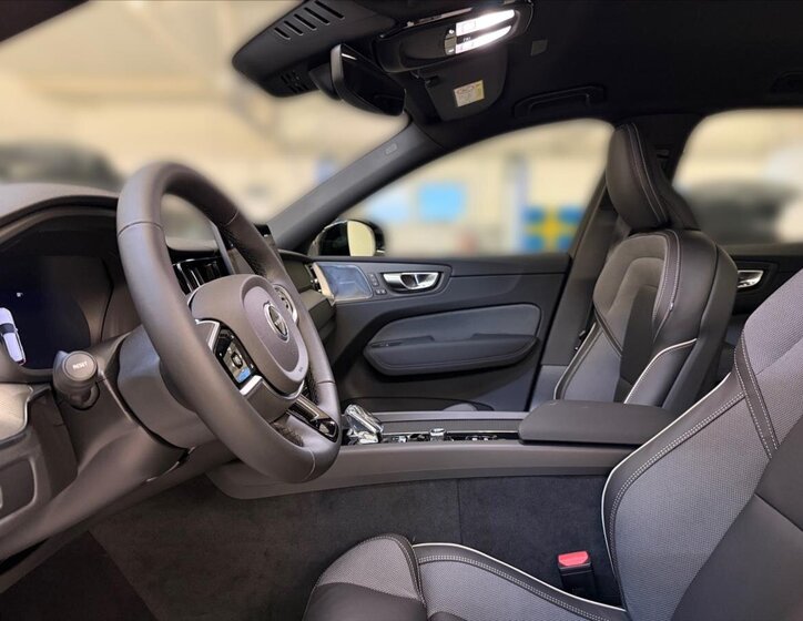 Volvo XC60 SUV / Terénní 2,0 l 184 kw