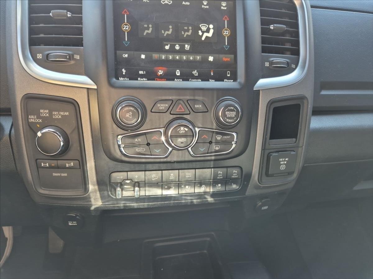 Dodge RAM Pick-up 6,4 l 306 kw