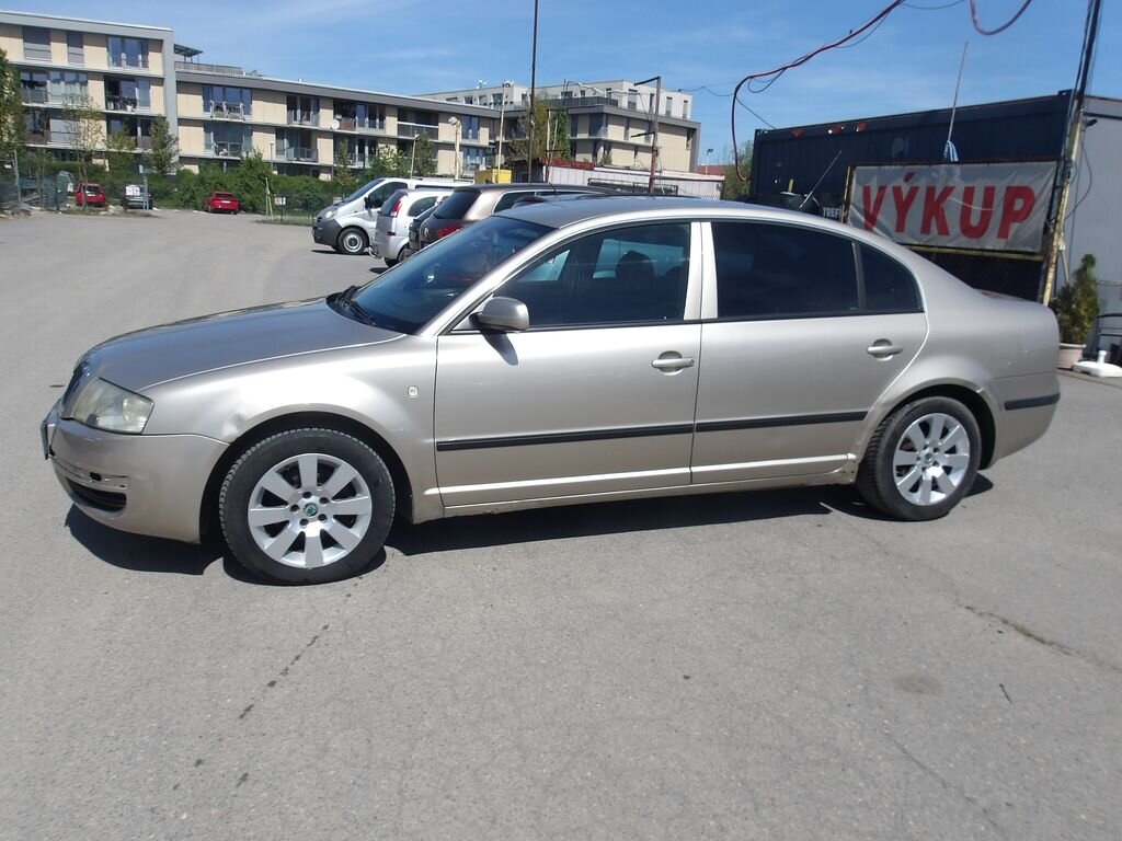 Škoda Superb Sedan / Limuzína 1,9 l 96 kw