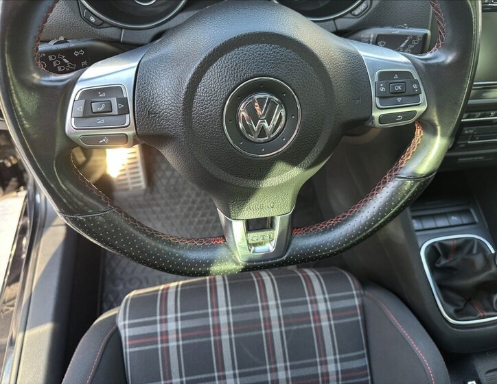 Volkswagen Golf Hatchback 2,0 l 155 kw