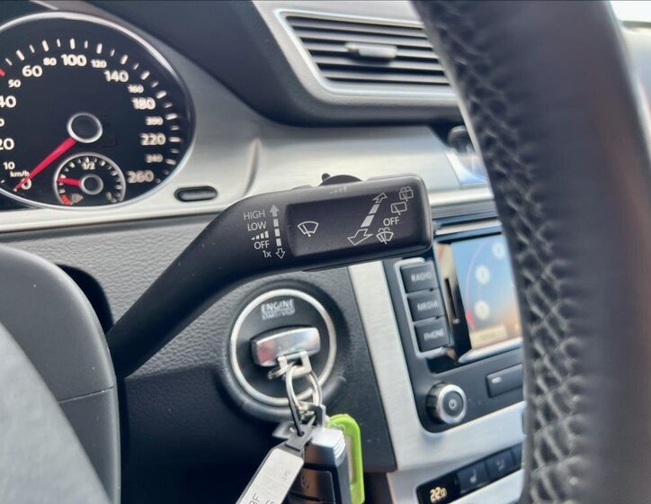 Volkswagen Passat Kombi 2,0 l 103 kw