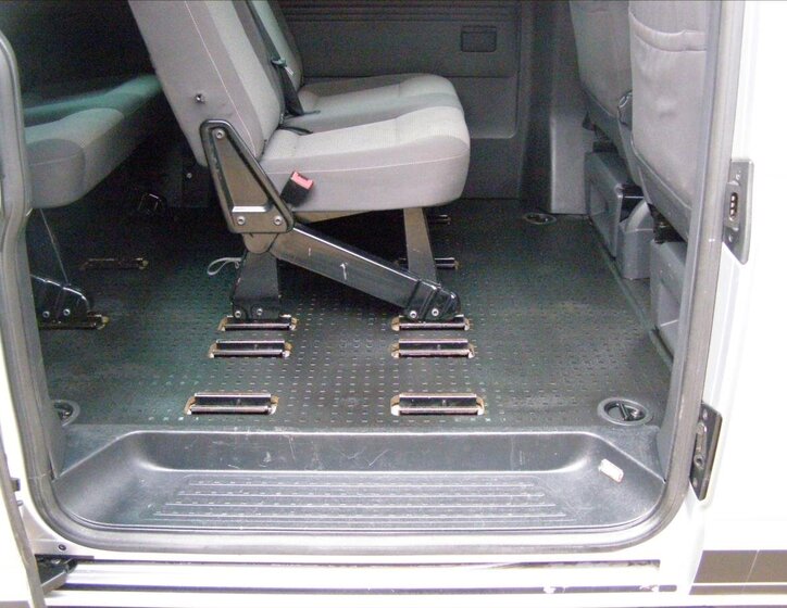 Volkswagen Caravelle Ostatní 2,0 l 103 kw