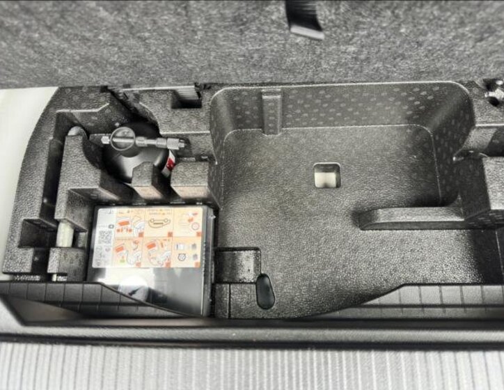 Peugeot 2008 SUV 0,0 100 kw