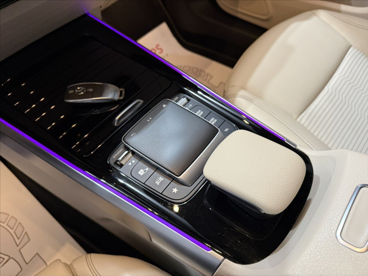 Mercedes-Benz GLB SUV / Terénní 2,0 l 110 kw