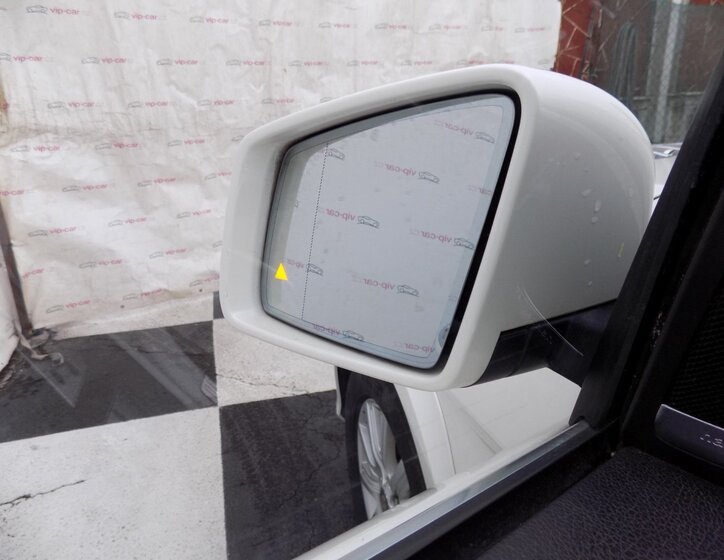 Mercedes-Benz GL SUV 4,7 l 320 kw