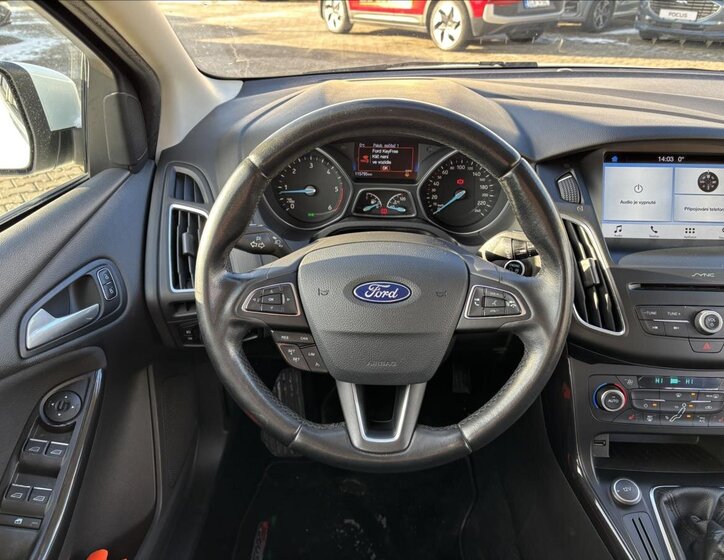Ford Focus 14