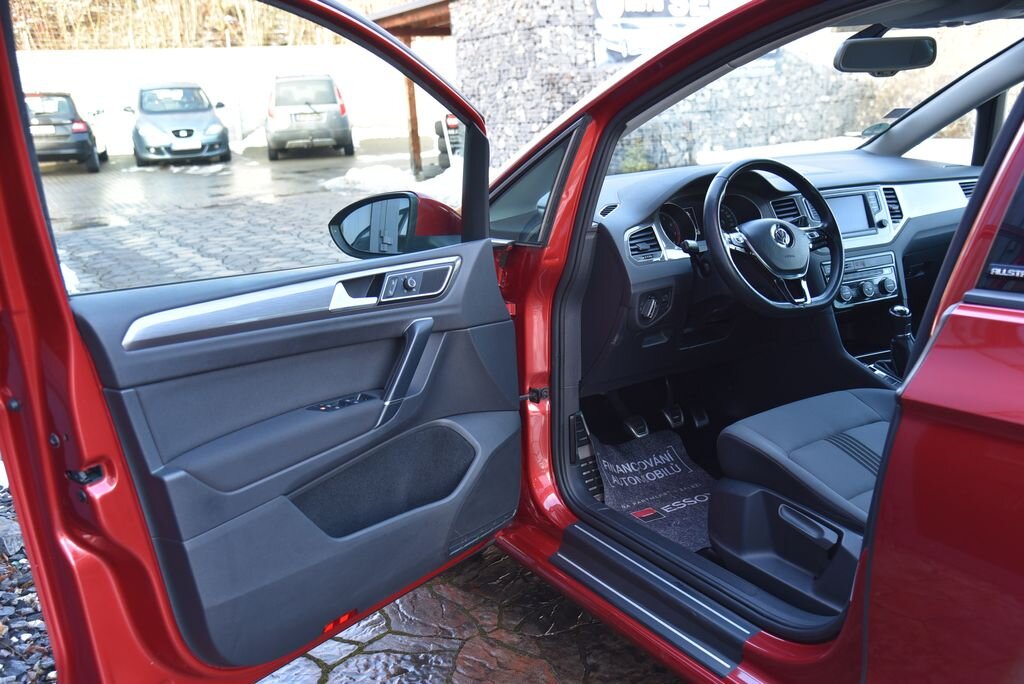 Volkswagen Golf Sportsvan MPV 1,4 l 92 kw