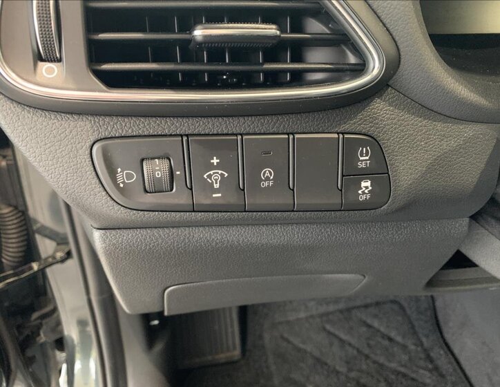 Hyundai i30 Kombi 1,5 l 70 kw