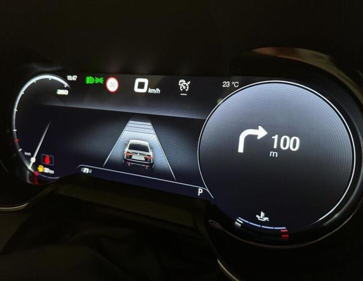 Alfa Romeo Giulia 14