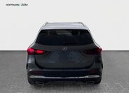 Mercedes-Benz GLA 6