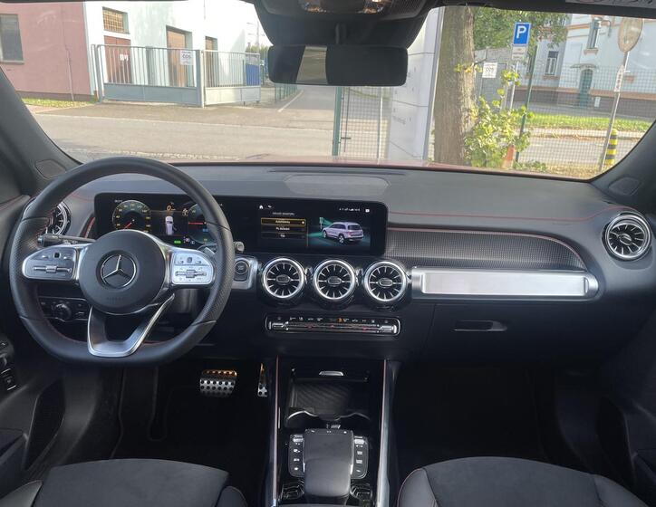 Mercedes-Benz EQB 21