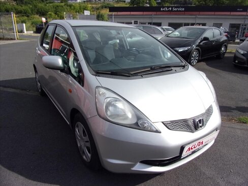 Honda Jazz Hatchback 1,2 l 66 kw